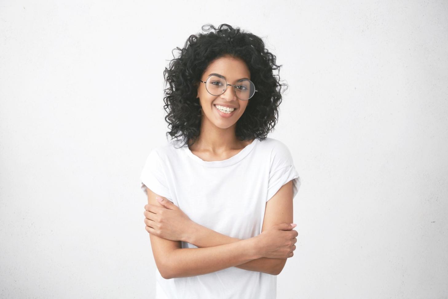 Ambiente di apprendimento collaborativo dove i partecipanti lavorano insieme